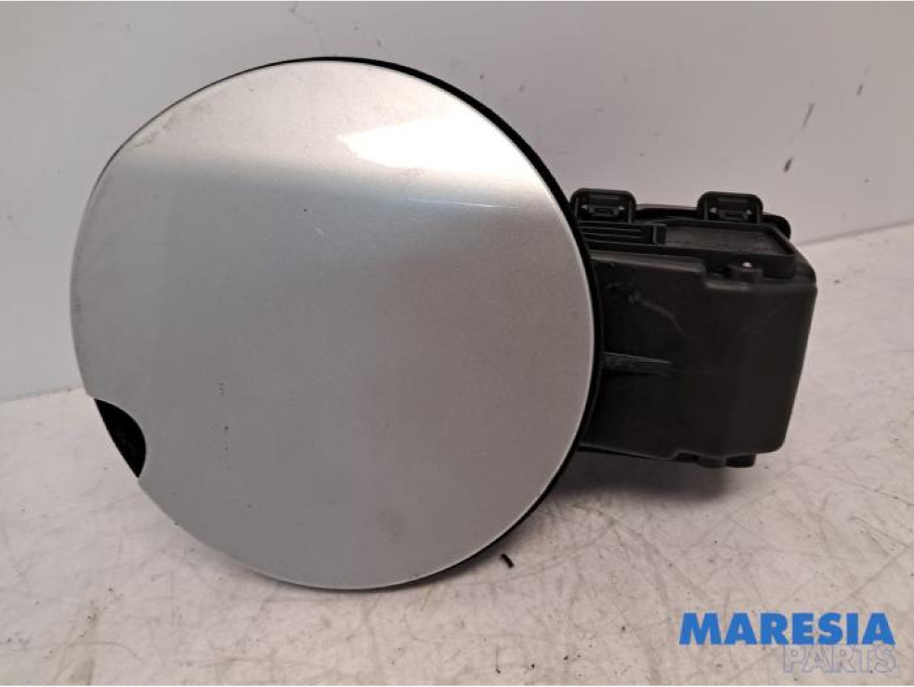 Renault - Megane - Tank Klep