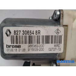 Renault - Megane - Rear door window mechanism 4-door, right