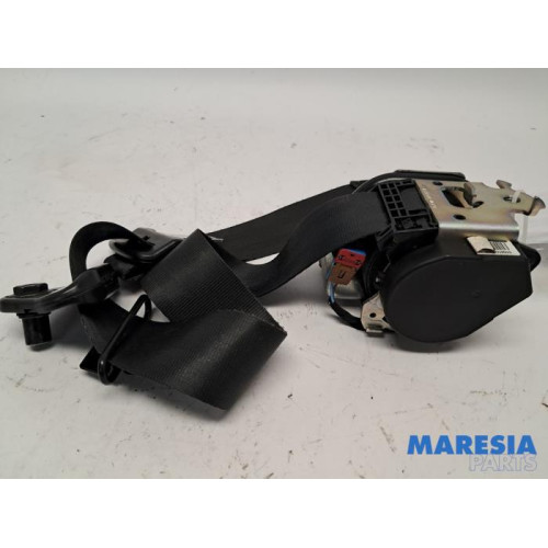 Renault - Megane - Front seatbelt, left