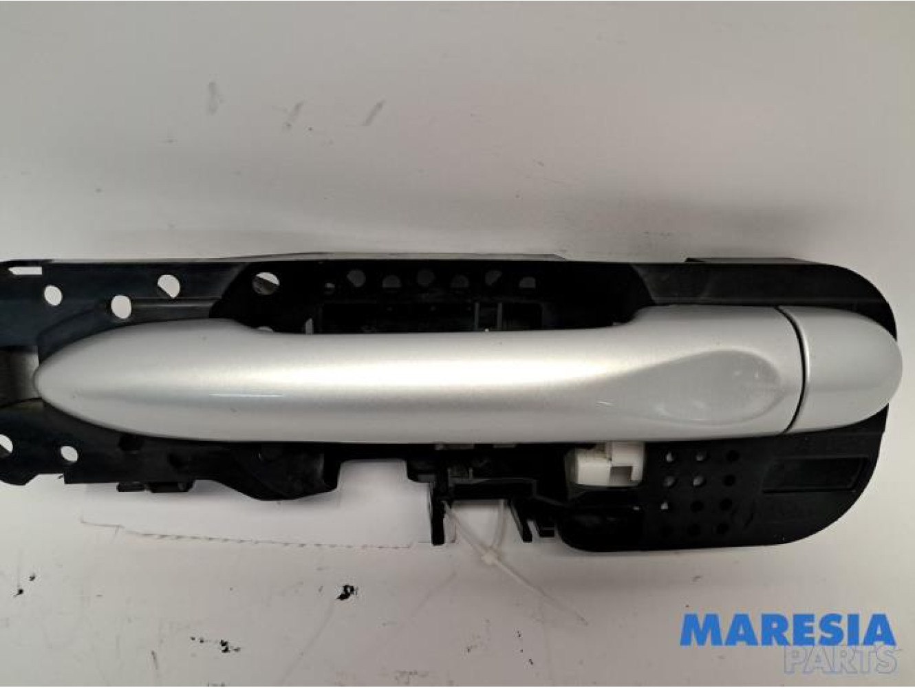 Renault - Megane - Rear door handle 4-door, left