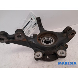 Opel - Corsa - Fusee rechts-voor