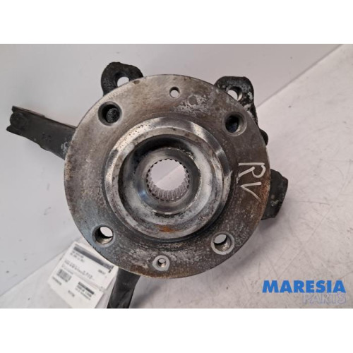 Opel - Corsa - Fusee rechts-voor