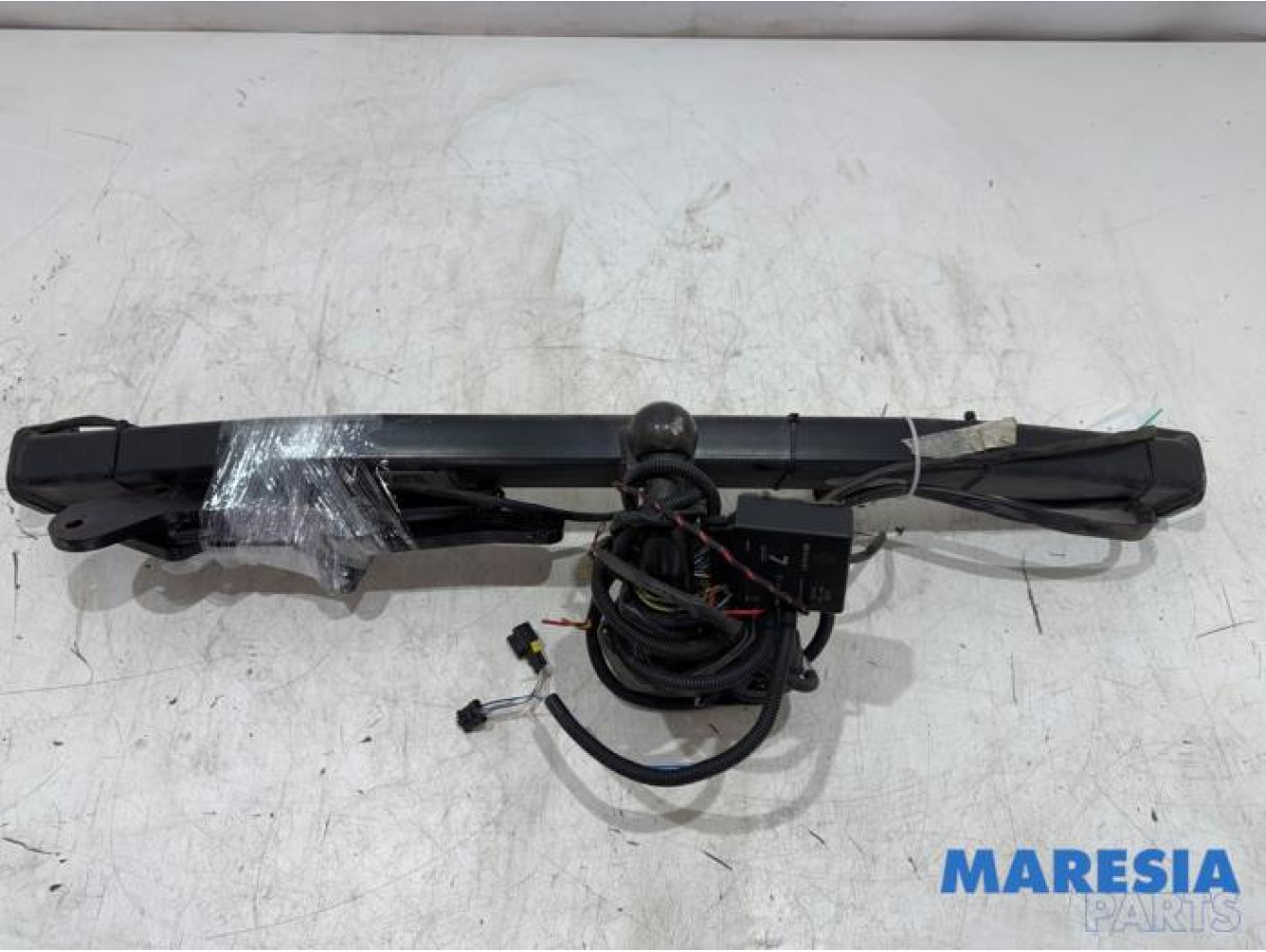 Renault - Grand Scenic - Towbar