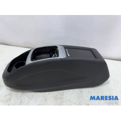 Citroen - C4 Picasso - Middle console