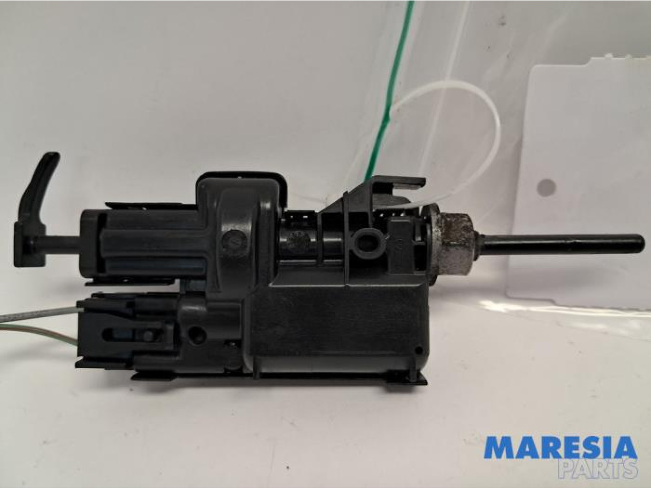 Renault - Megane - Tank flap lock motor