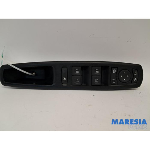 Renault - Megane - Commutateur combi vitres