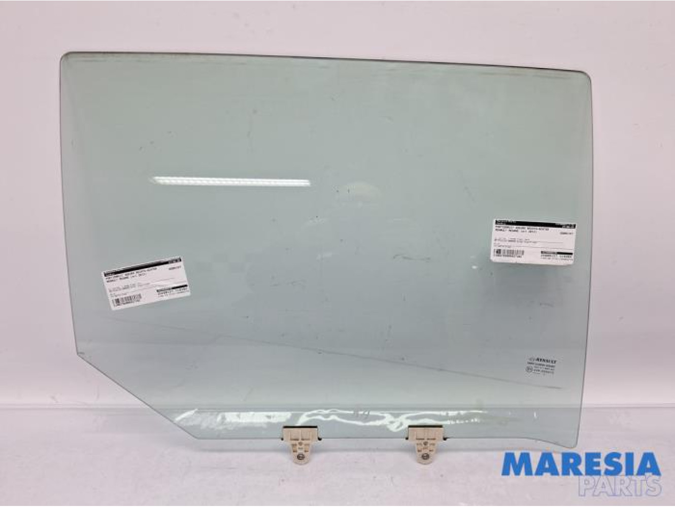 Renault - Megane - Rear door window 4-door door, rear right