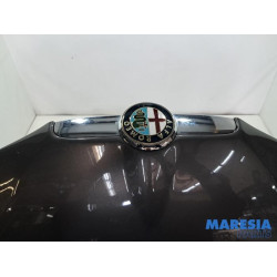Alfa Romeo - 159 - Capot
