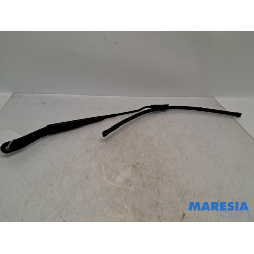 Citroen - C3 - Front wiper arm