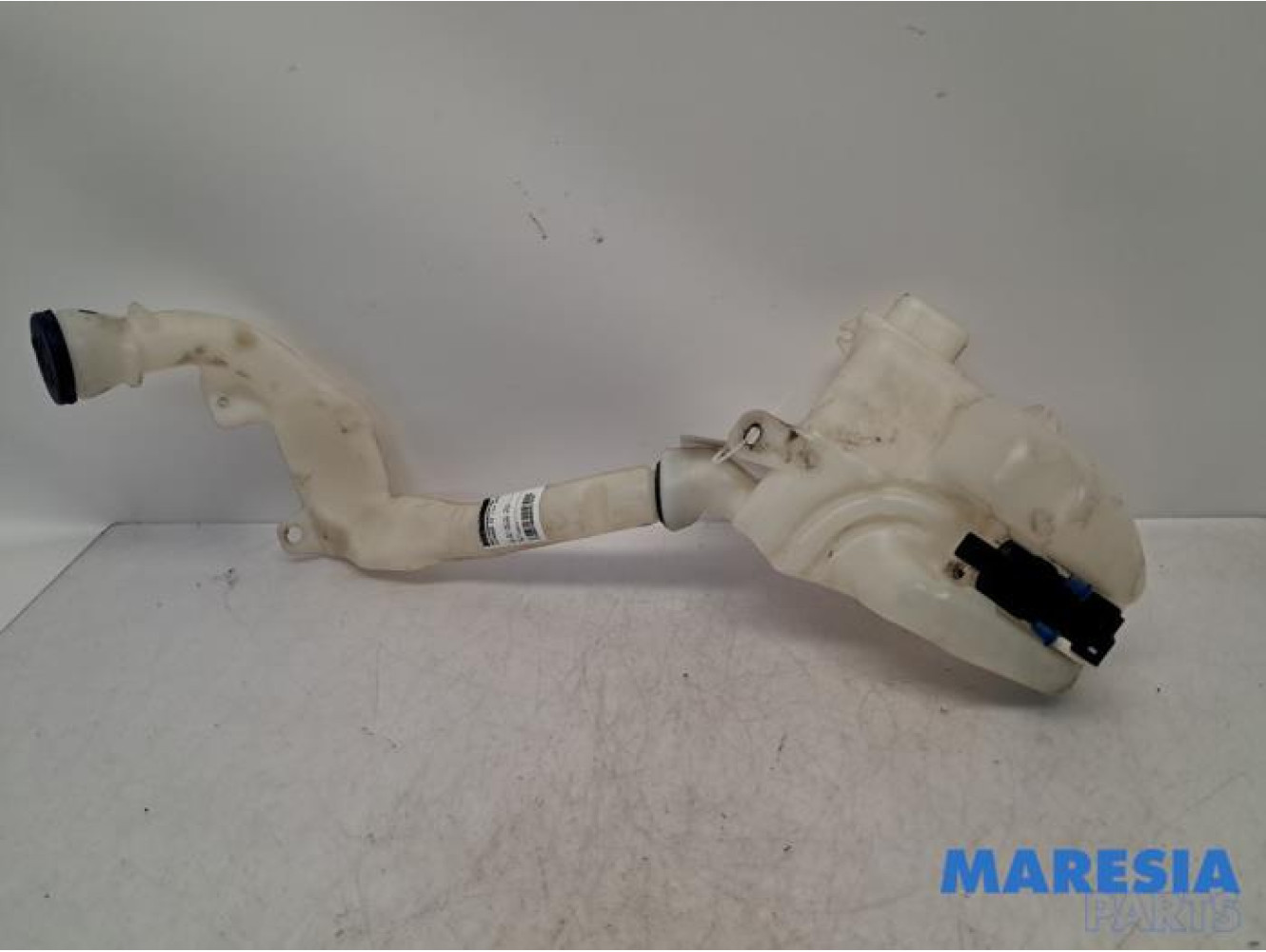 Citroen - C3 - Front windscreen washer reservoir