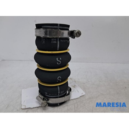 Citroen - C4 Cactus - Intercooler hose