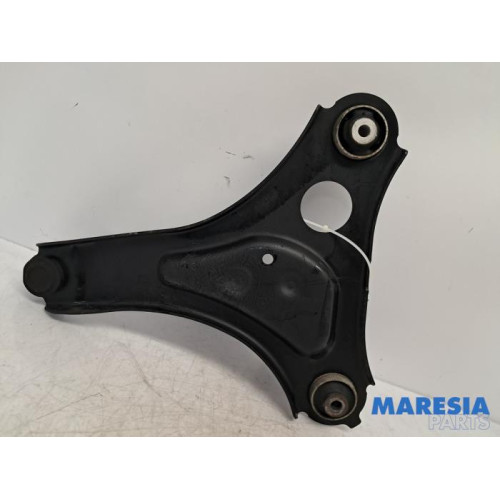 Renault - Twingo - Bras de suspension bas avant droit