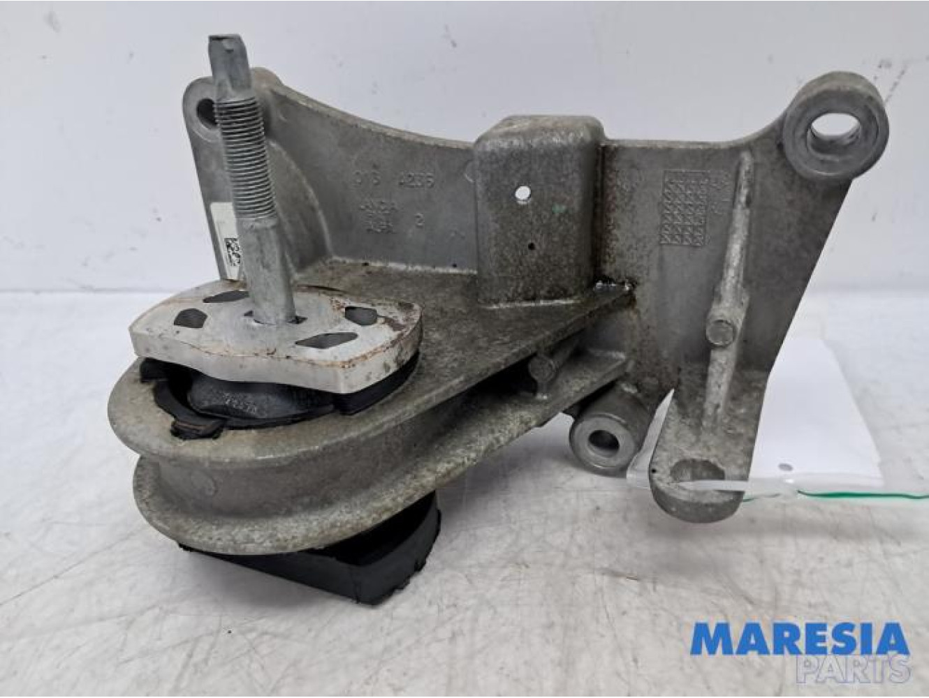 Fiat - 500 - Engine mount