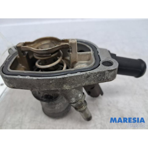 Fiat - 500 - Thermostat housing