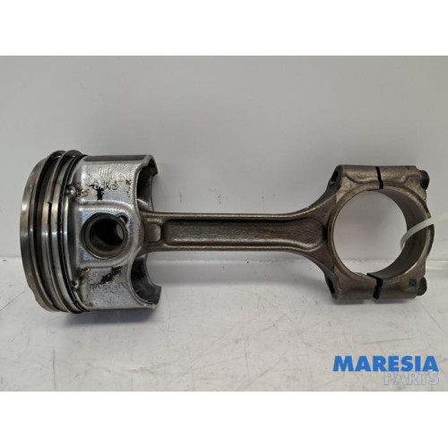 Renault - Grand Scenic - Connecting rod