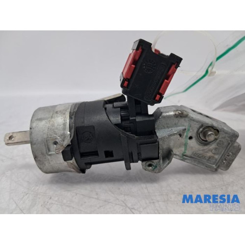 Renault - Master - Zündschloss+Schlüssel