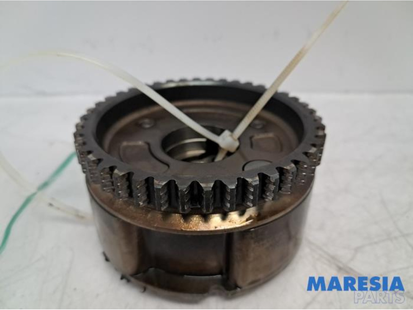 Renault - Grand Scenic - Camshaft sprocket