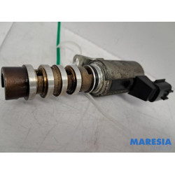 Renault - Grand Scenic - Camshaft adjuster
