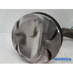 Renault - Megane - Connecting rod