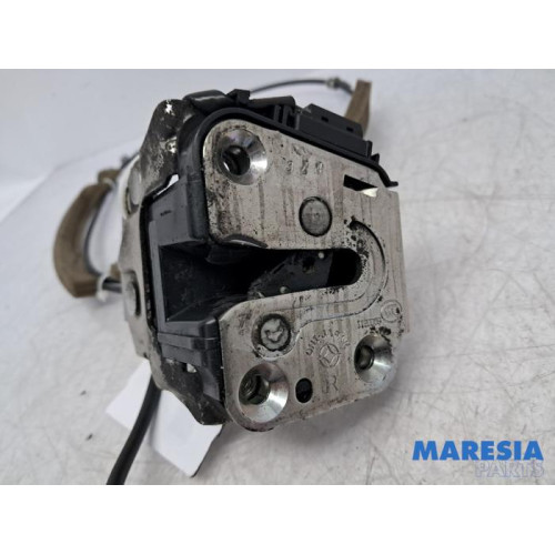 Renault - Master - Sliding door lock mechanism, right