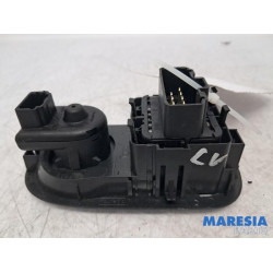 Renault - Master - Multi-functional window switch