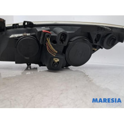 Peugeot - 307 - Headlight, right