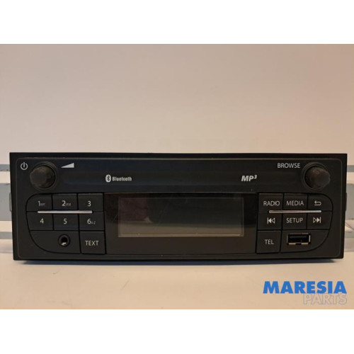 Nissan - NV300 - Radio