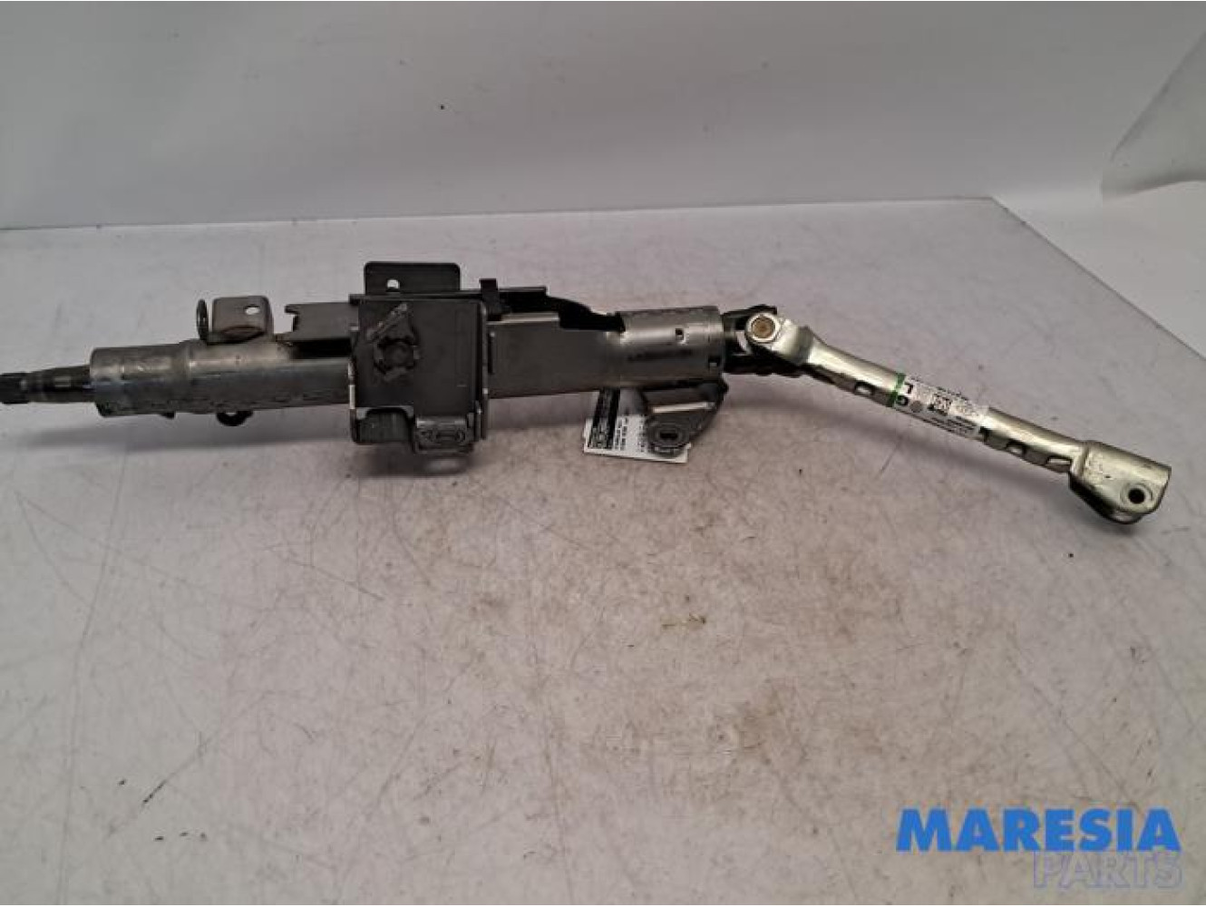 Nissan - NV300 - Steering column housing