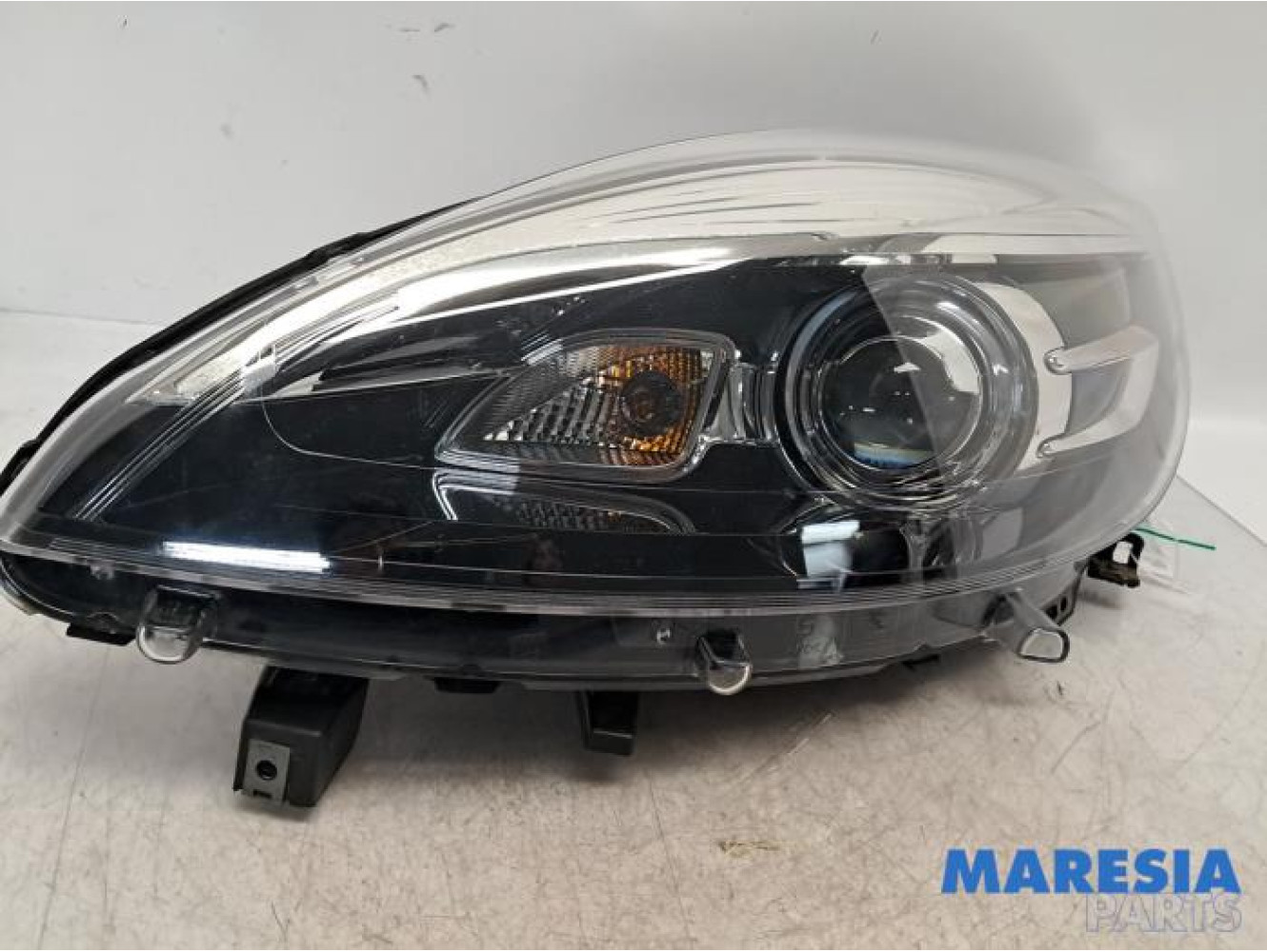 Renault - Grand Scenic - Phare gauche