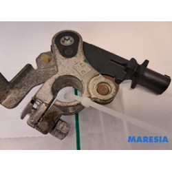 Citroen - C4 Picasso - Borne de batterie