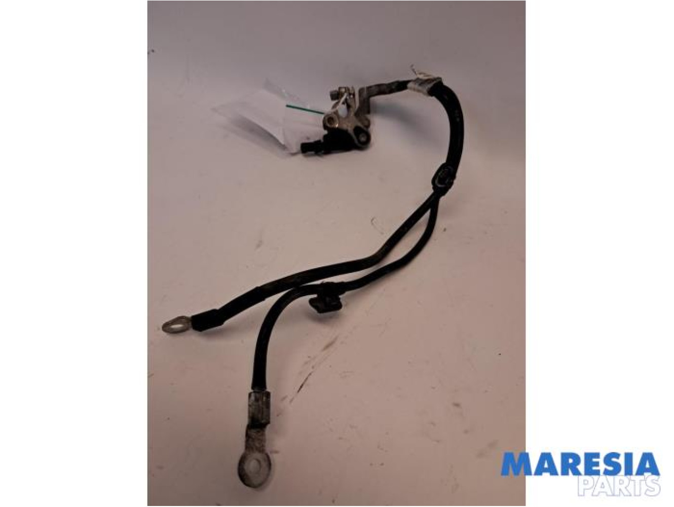 Citroen - C4 Picasso - Borne de batterie