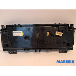 Citroen - C4 Picasso - Instrument de bord