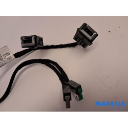 Citroen - C4 Picasso - Prise USB