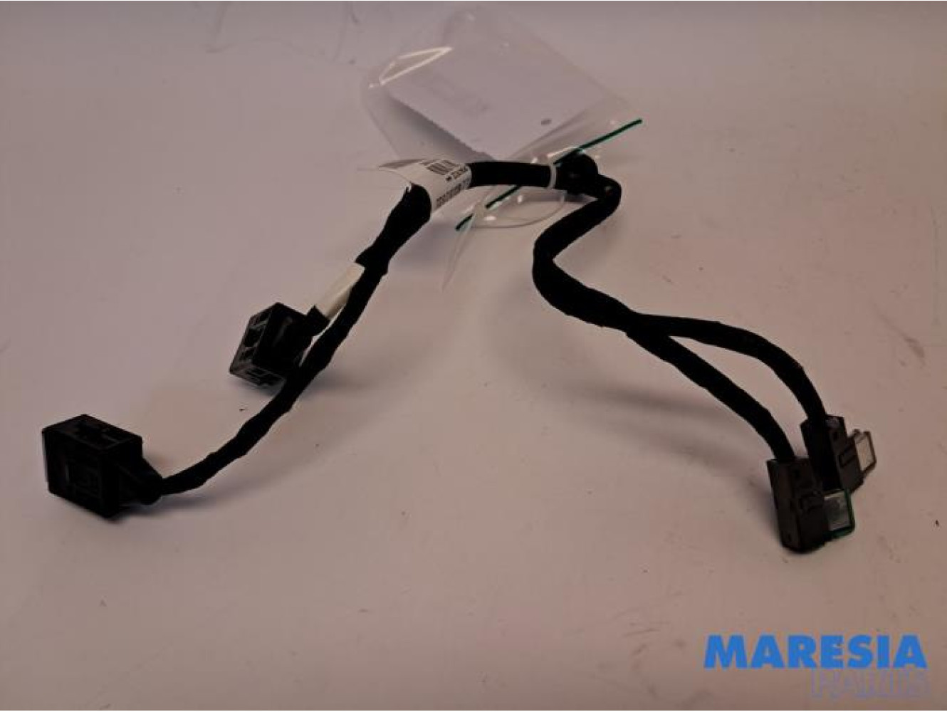 Citroen - C4 Picasso - Prise USB