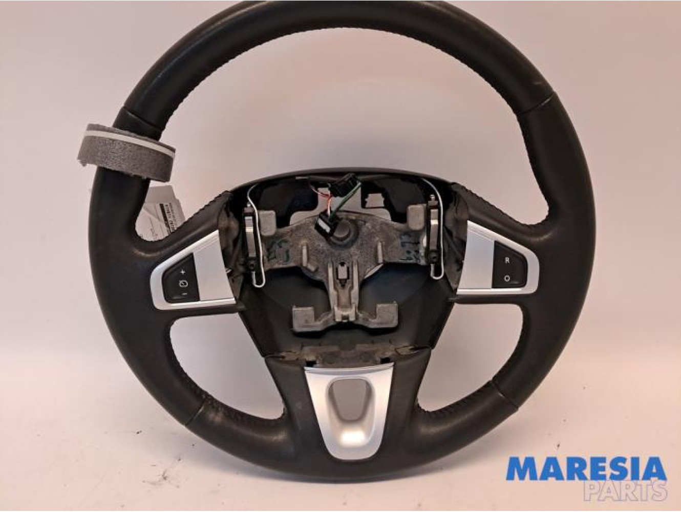 Renault - Grand Scenic - Steering wheel