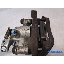 Renault - Master - Remklauw (Tang) rechts-achter