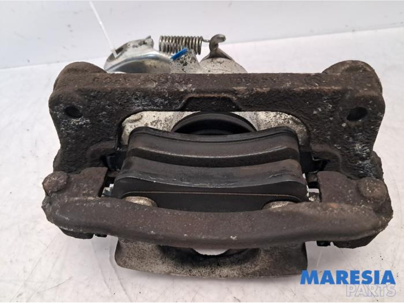 Renault - Master - Remklauw (Tang) rechts-achter