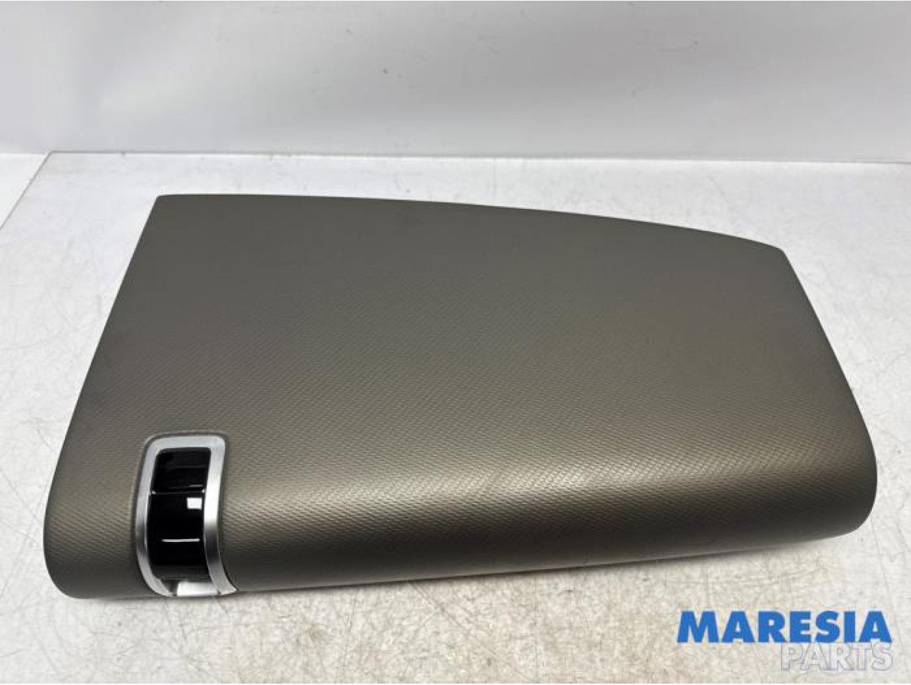 Citroen - C4 Cactus - Dashboard cover / flap