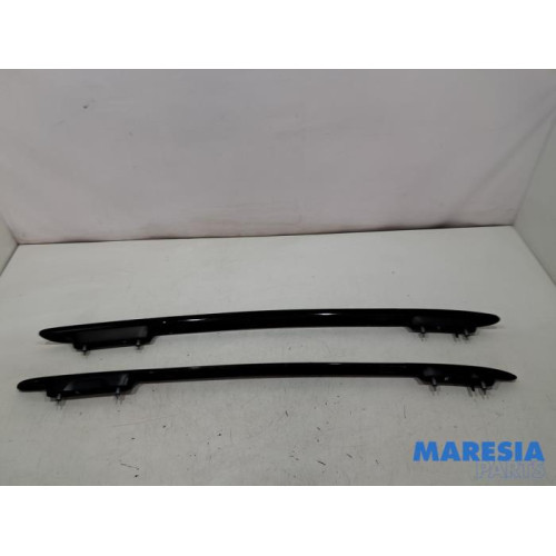 Citroen - C4 Cactus - Roof rail kit