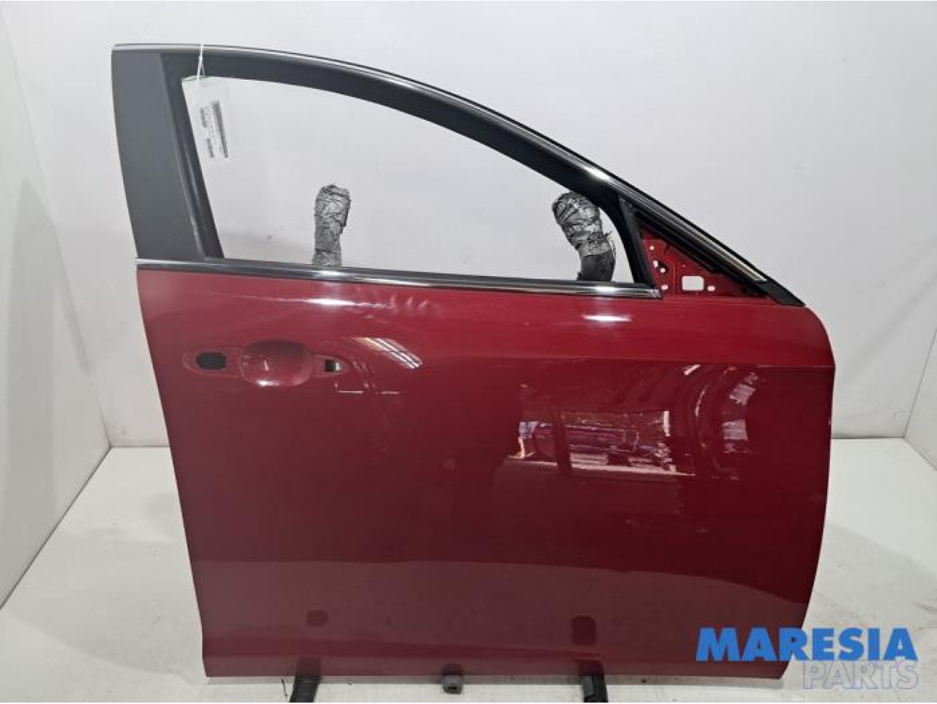 Alfa Romeo - Giulietta - Front door 4-door, right