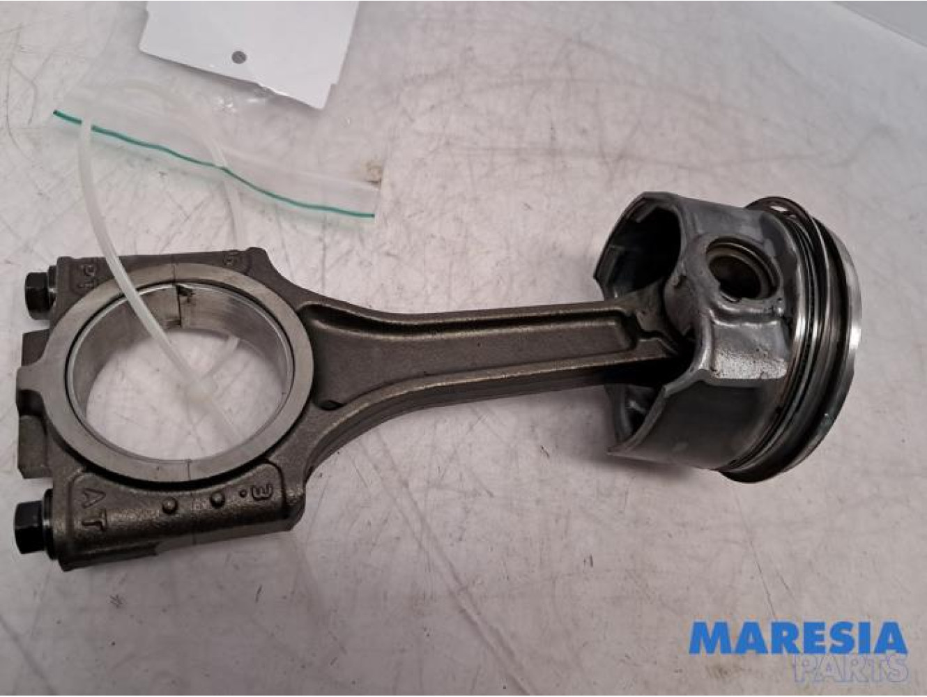 Alfa Romeo - 159 - Connecting rod