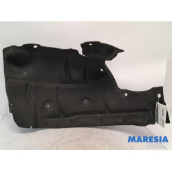 Renault - Grand Scenic - Passage de roue