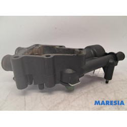 Peugeot - 307 - Thermostat housing