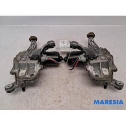 Renault - Grand Scenic - Front wiper motor