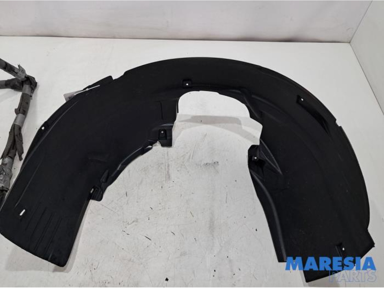 Alfa Romeo - 159 - Wheel arch liner