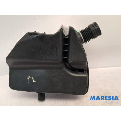 Alfa Romeo - 159 - Resonance housing