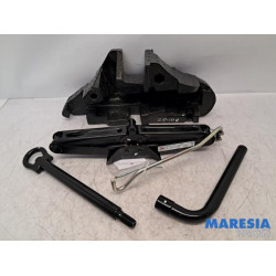 Renault - Megane - Jack set