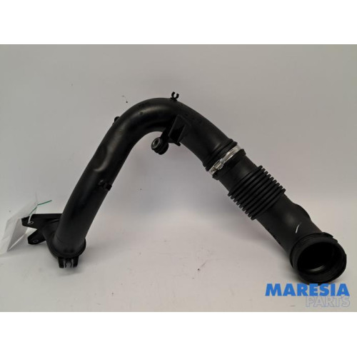 Renault - Master - Ansaugschlauch Luft