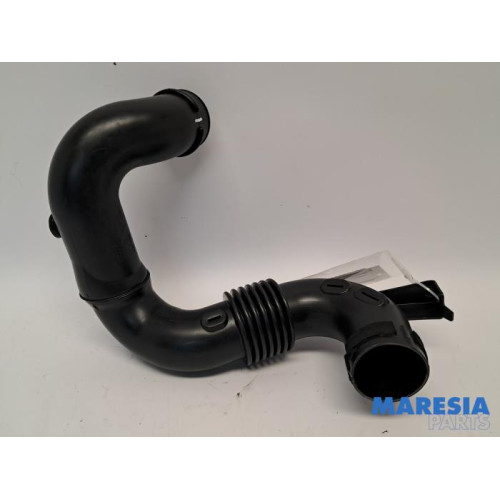 Renault - Master - Ansaugschlauch Luft