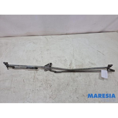 Peugeot - 307 - Wiper mechanism